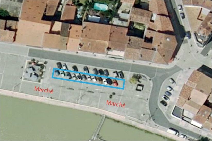 panneau info parking marchéc